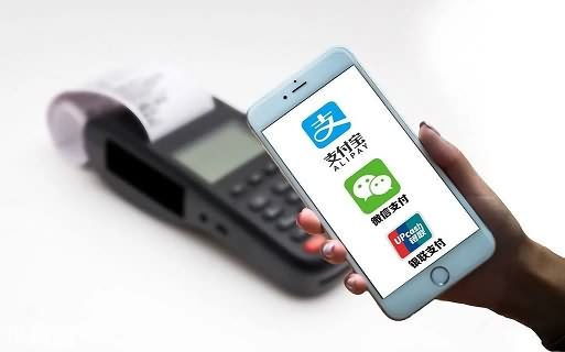 中付POS机：别人推荐的0.23%费率的机器能用吗？